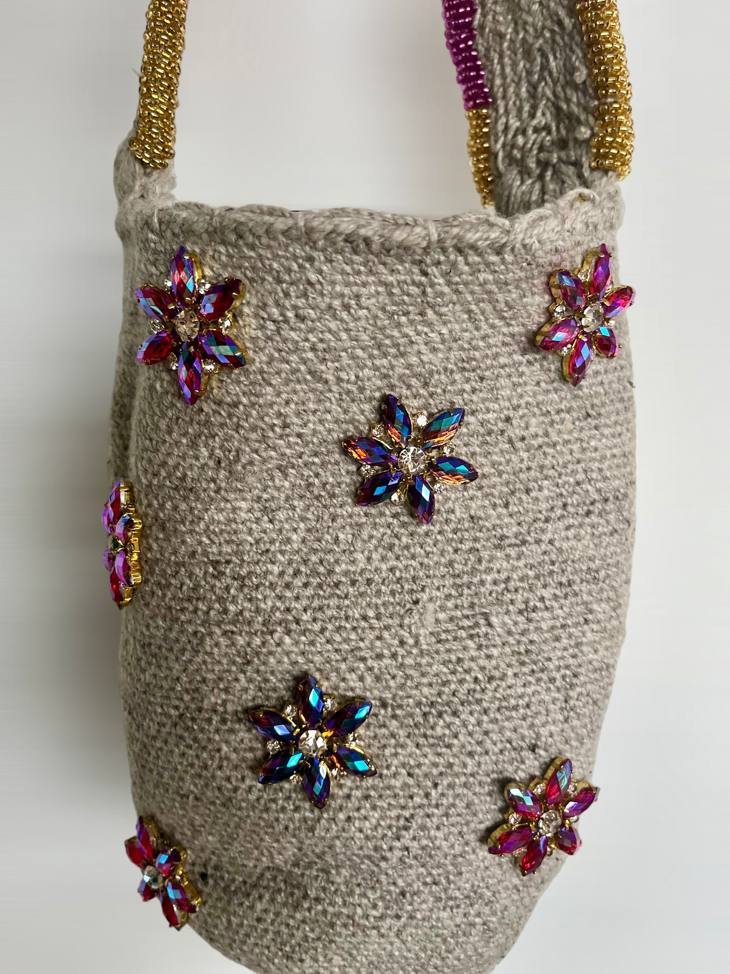 Medium Star Beaded Arhuaca Bag